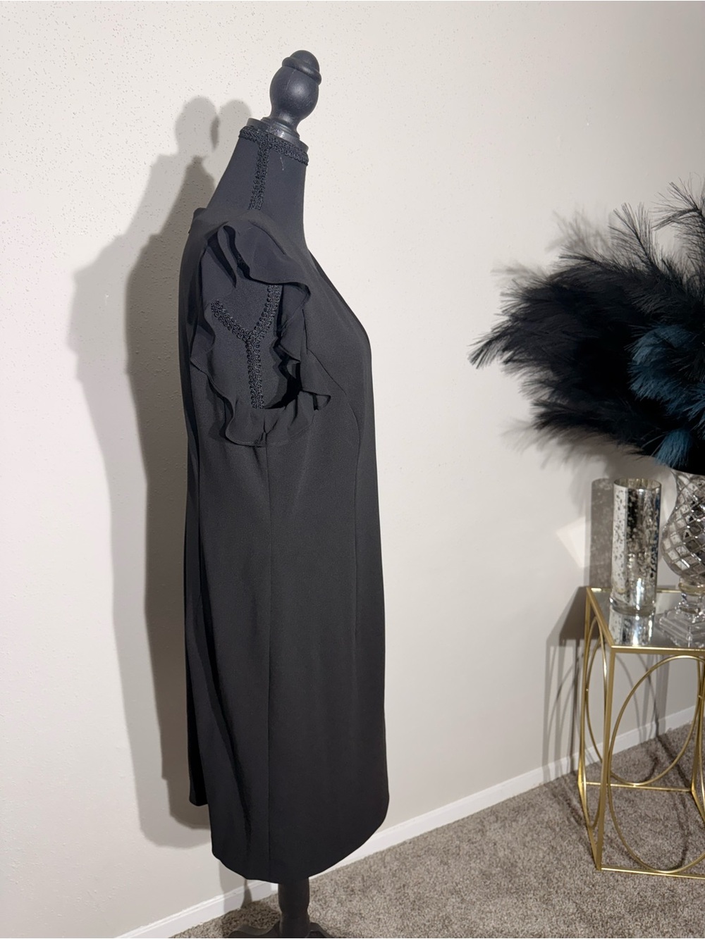 Donna Karan New York Black Ruffle Sleeve V-Neck Midi Dress Size 14 NWT - Picture 4 of 10